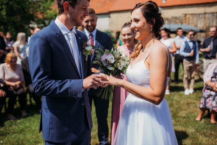 Jan Kočer fotograf - Svatební fotograf Jižní Čechy - Svatební fotograf České Budějovice - rodinny, párový, portrétní fotograf - svatební fotograf